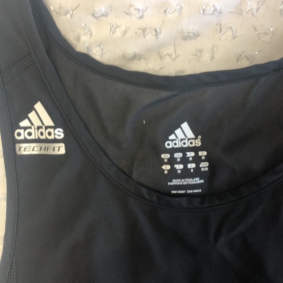 Medium adidas workout tank - Picture 3 of 4